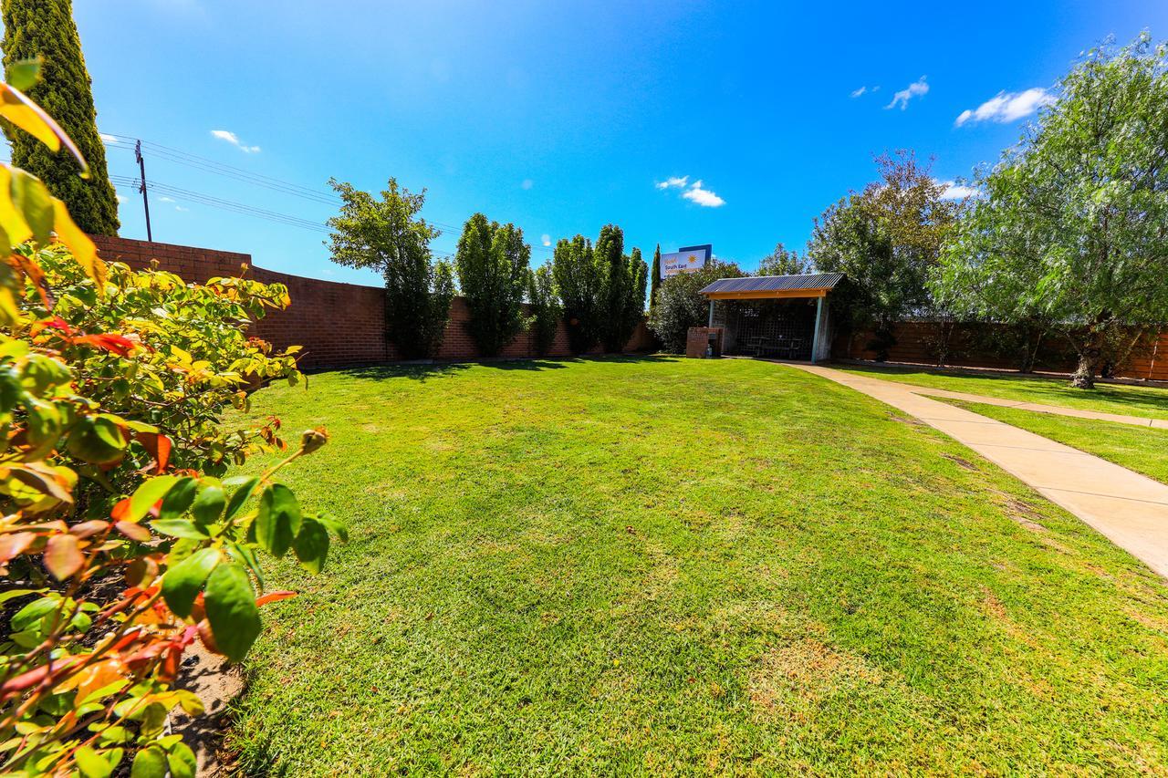 Country Roads Motor Inn Naracoorte Exterior foto
